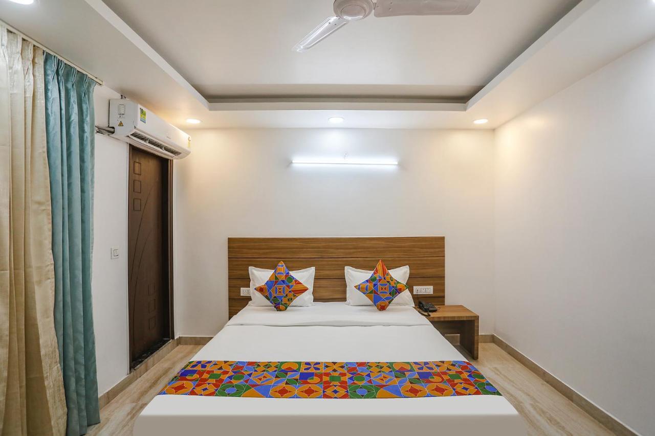 Fabhotel Unique Stay نويدا المظهر الخارجي الصورة