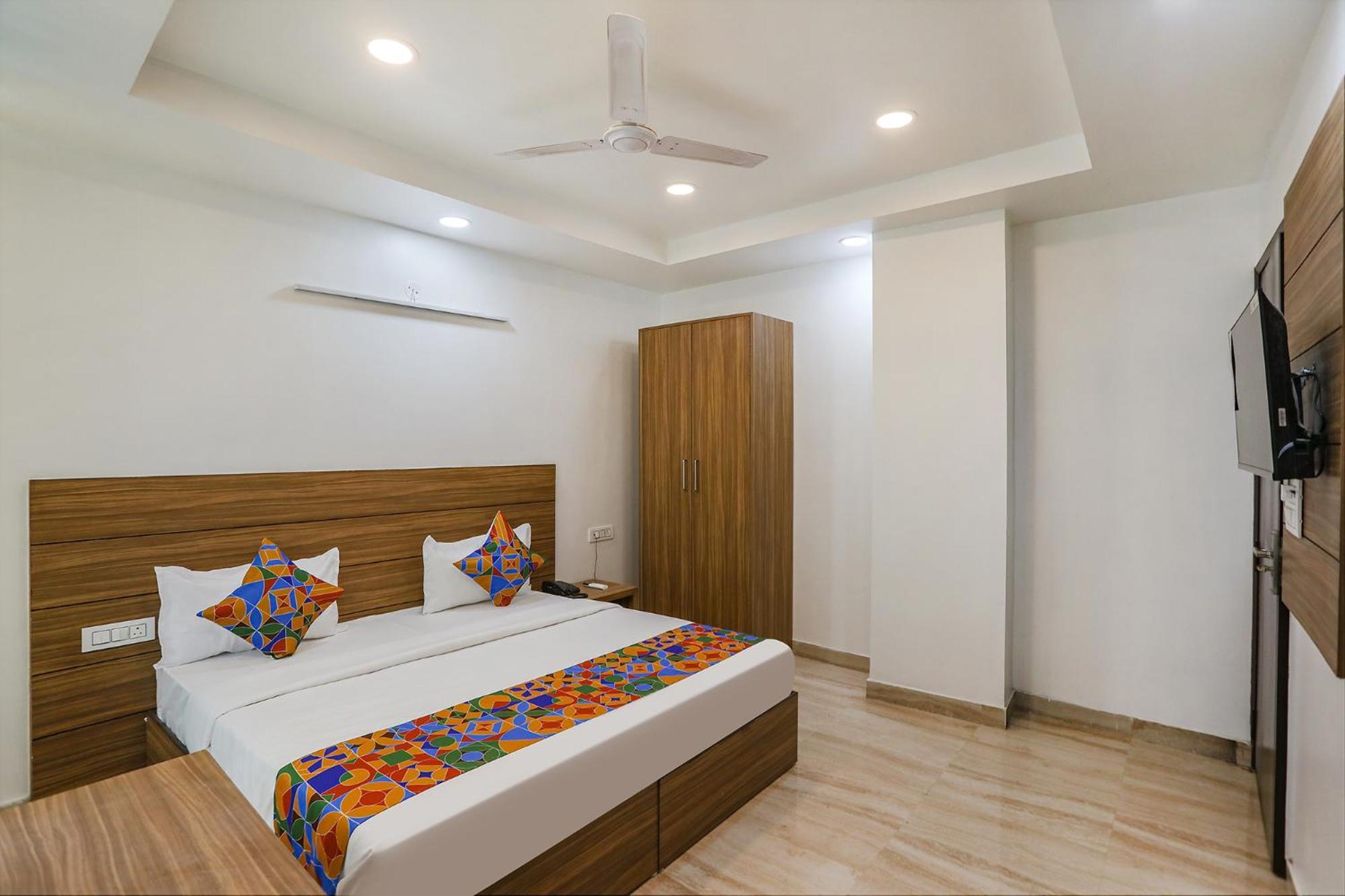 Fabhotel Unique Stay نويدا المظهر الخارجي الصورة