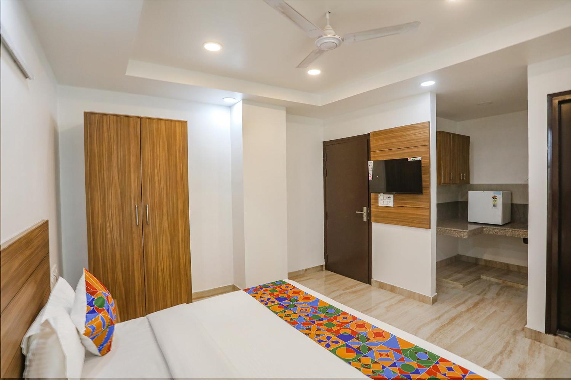 Fabhotel Unique Stay نويدا المظهر الخارجي الصورة