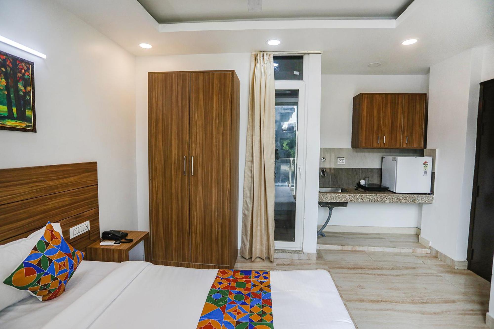 Fabhotel Unique Stay نويدا المظهر الخارجي الصورة